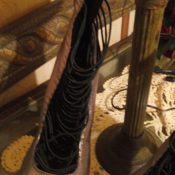 Women shoes size 11 - Picture 2 of 4